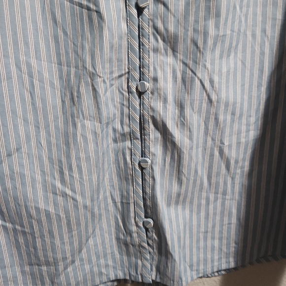 Lauren Conrad Blouse - Picture 8 of 9